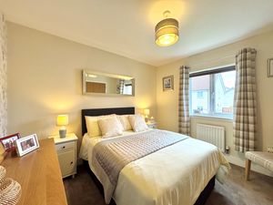 Photo 19- click for photo gallery